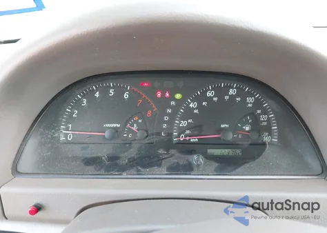 2004 Toyota Camry Le z USA, uszkodzony, nr VIN 4T1BE32K74U908126